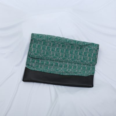 GREEN GENDHAGA BARON 1 LAPTOP SLEEVE Batik Fractal Merchandise