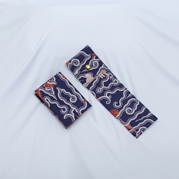 Biru Megamendung Sangga Wedari 6 Batik Fractal Merchandise